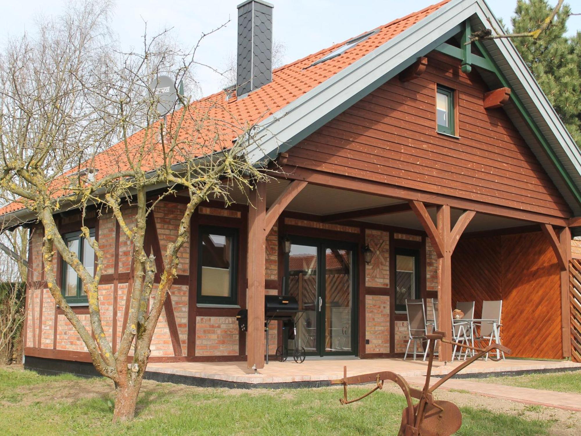 Modern Holiday Home In Brusow With Roofed Terrace Kropelin Экстерьер фото